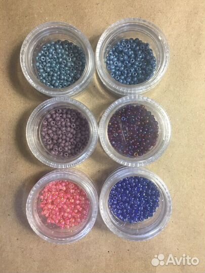 Бисер / товары для рукоделия