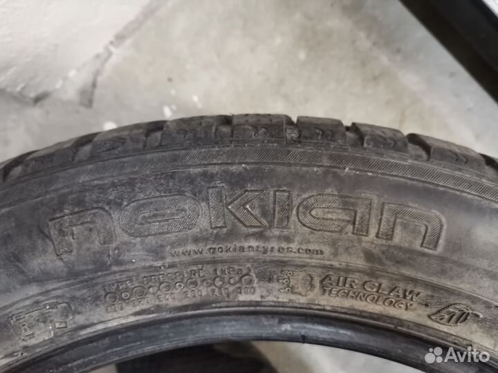 Nokian Tyres Hakkapeliitta 7 215/55 R17 98T