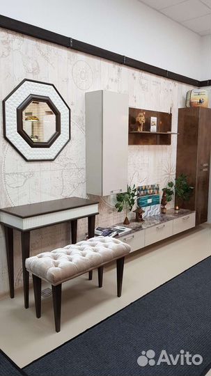 Косметические столы