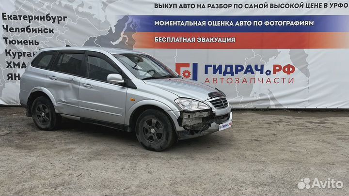 Усилитель переднего бампера SsangYong Kyron (D200)