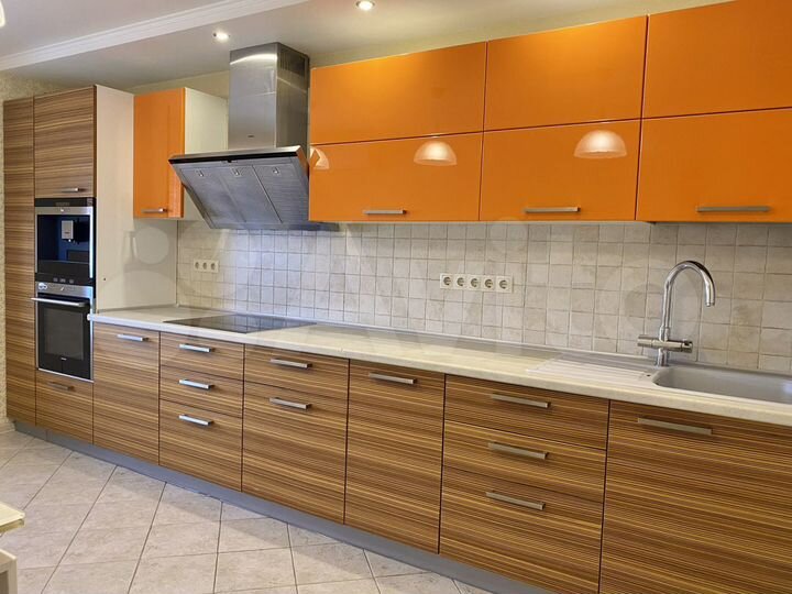 3-к. квартира, 80 м², 14/16 эт.