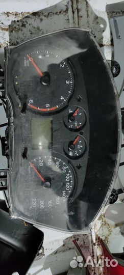 Панель приборов Ford Transit 2.2 2011 год
