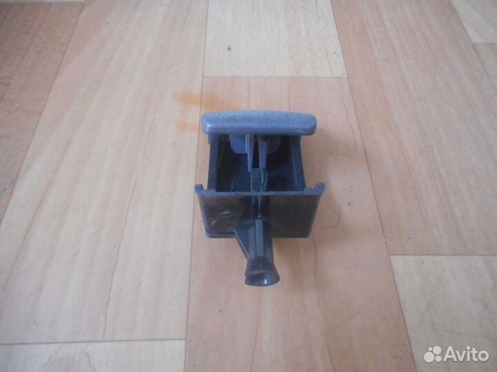 Ручка открывания капота Toyota Vista (90-94 года)