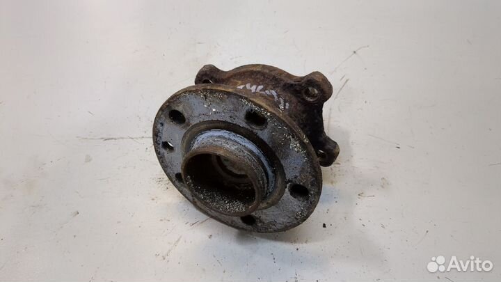 Ступица (кулак, цапфа) левая задняя Volvo XC60