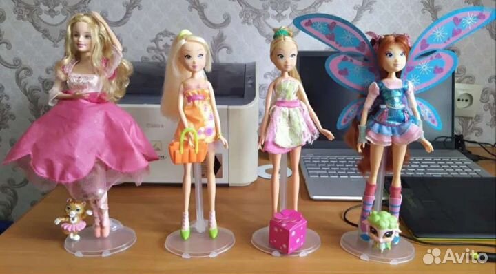 Подставки для кукол пластиковые прозрачные