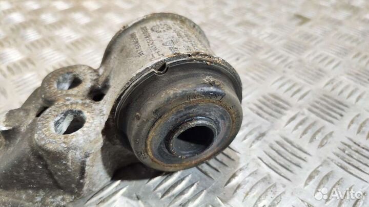Сайлентблок Audi A6 C5 (S6,RS6) 8E0501521