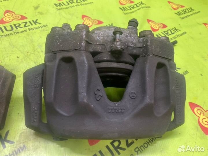 Суппорта тормозные передняя Mercedes E-Class W212