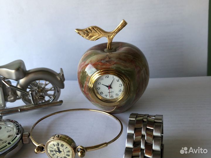 Часы наручные настенные будильник