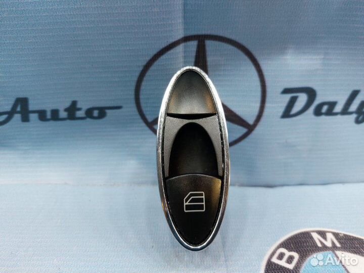 Кнопка стеклоподъемника задняя Mercedes-Benz