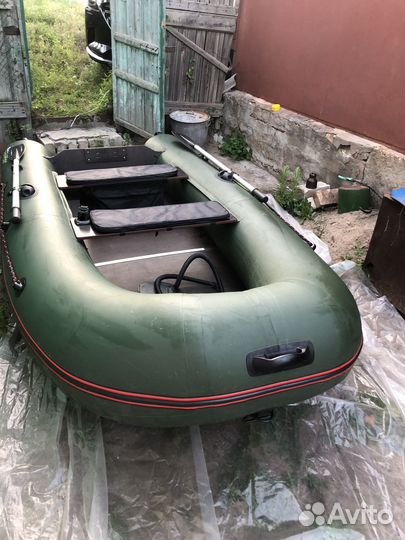 Лодка CatFish 310