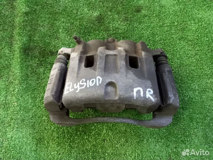 Суппорта передние Honda Elysion RR3 2004-2013