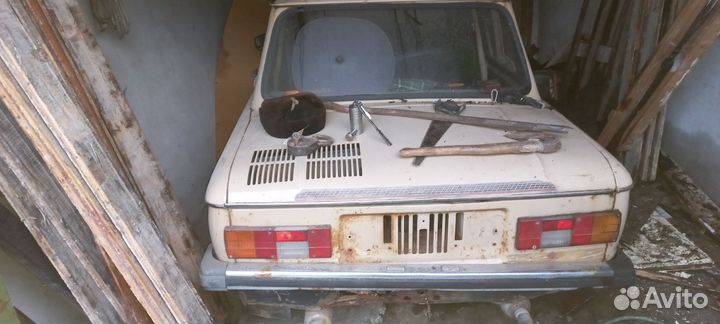 Запорожец на з/ч или целиком