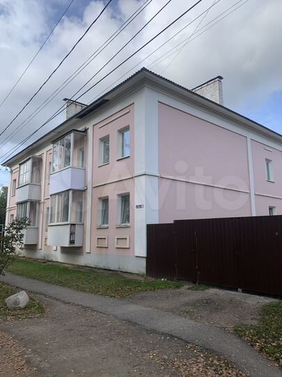 2-к. квартира, 62 м², 1/2 эт.