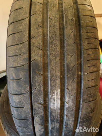 Dunlop EconoDrive 255/55 R19