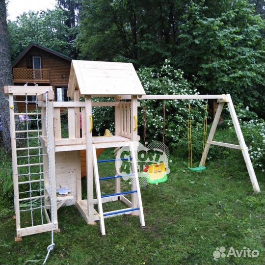 Детская деревянная площадка уличная