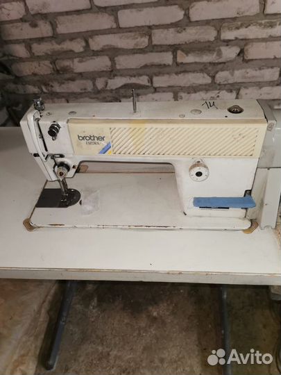 Швейная машина Brother