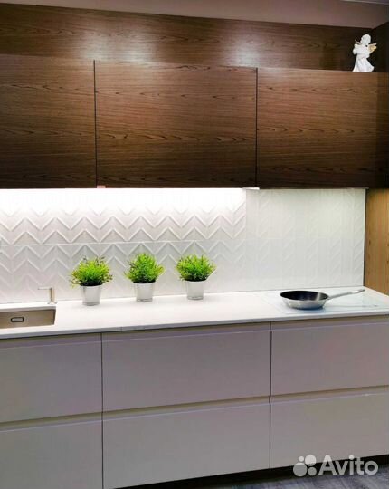 Кухня готовая новая