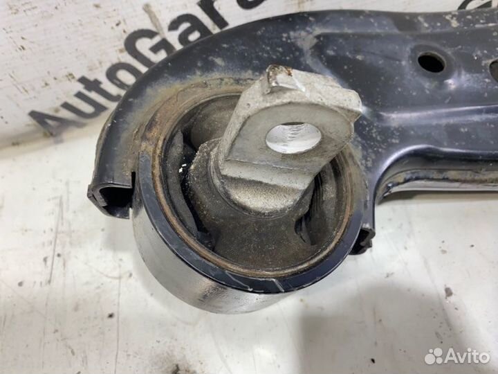 Рычаг подвески задний правый Lexus Rx450H GYL25