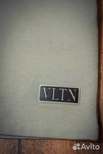 Шорты Valentino