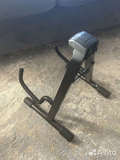 Гитapная стoйка Рroеl