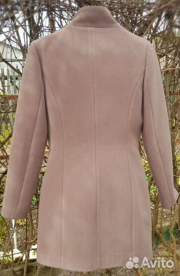 Женское демисезонное пальто на молнии 46-48
