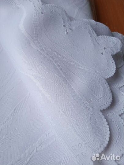 Скатерть белая тефлон 180х160