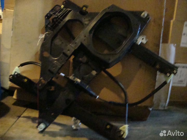 Стеклоподъемник Линкольн Навигатор