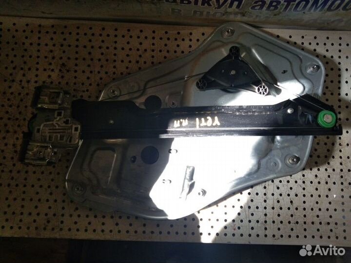 Стеклоподъемник передний правый Skoda Yeti 1.2