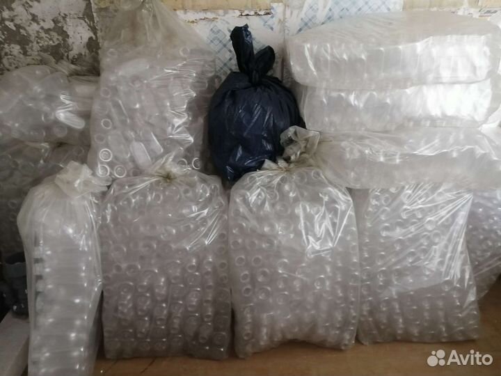 Пластиковые бутылки 0.5л