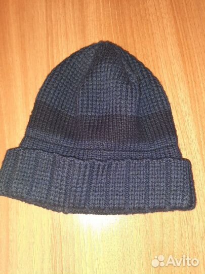 Вязаная шапка мужская