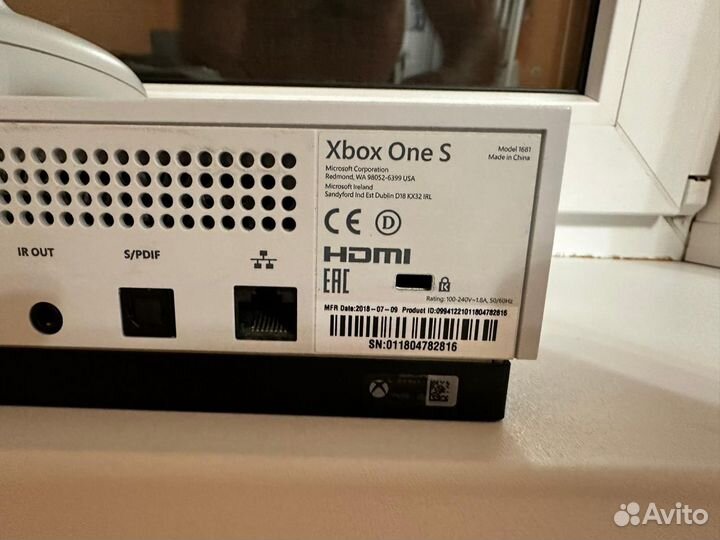 Xbox One S 1tb с играми