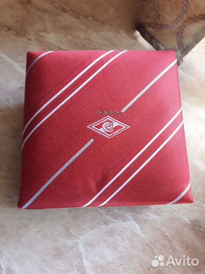 Галстук Спартак