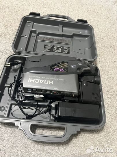 Видеокамера hitachi