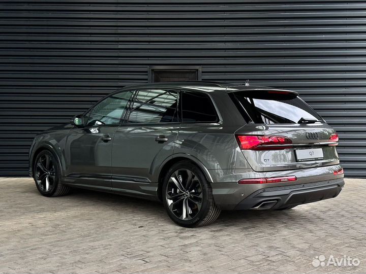 Audi Q7 3.0 AT, 2024