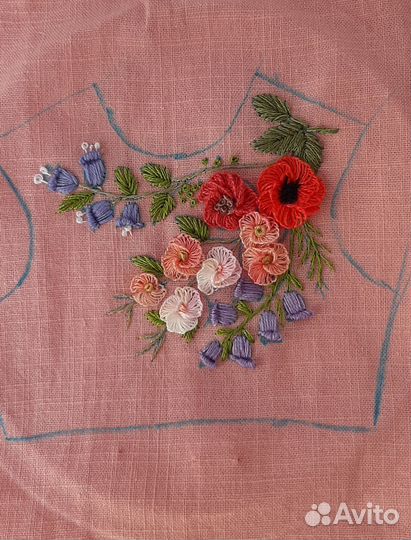 Вышивка кукольной одежды