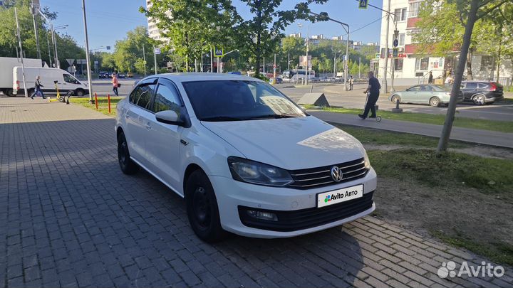 Volkswagen Polo 1.6 AT, 2018, 220 000 км