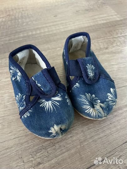 Легкие тапочки детские