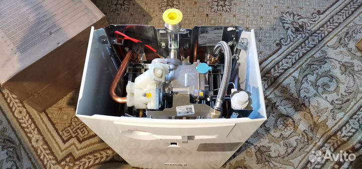 Газовая колонка Bosch therm 4000 WR10 новая