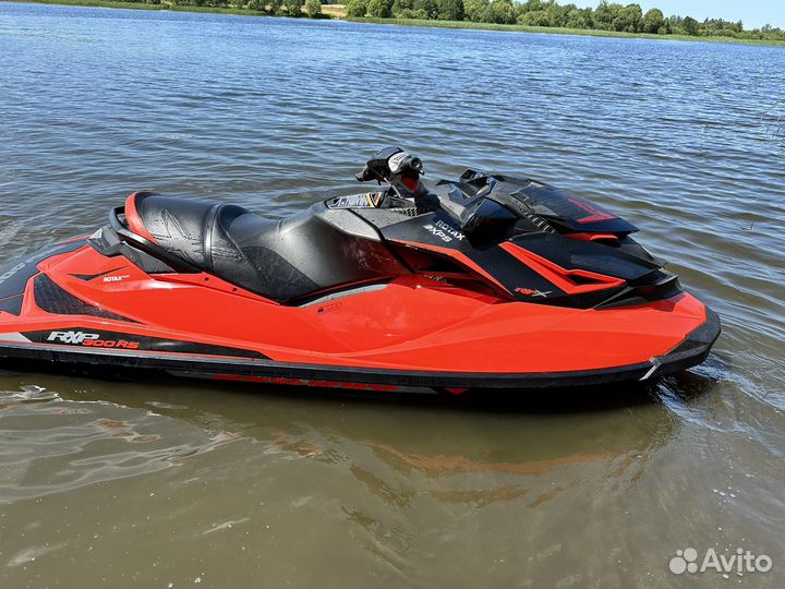 BRP SEA DOO RXP 300
