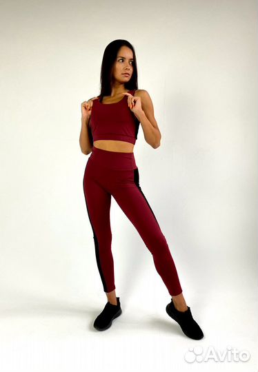 Костюм для йоги и фитнеса женский