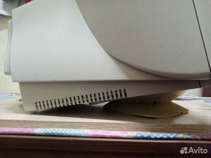 ЭЛТ монитор Philips 107t50