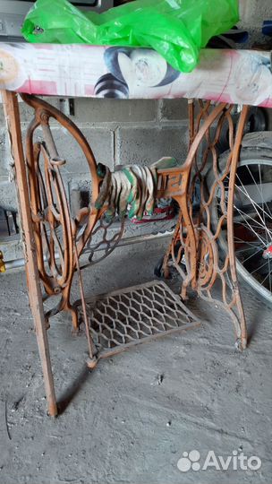 Швейная машина