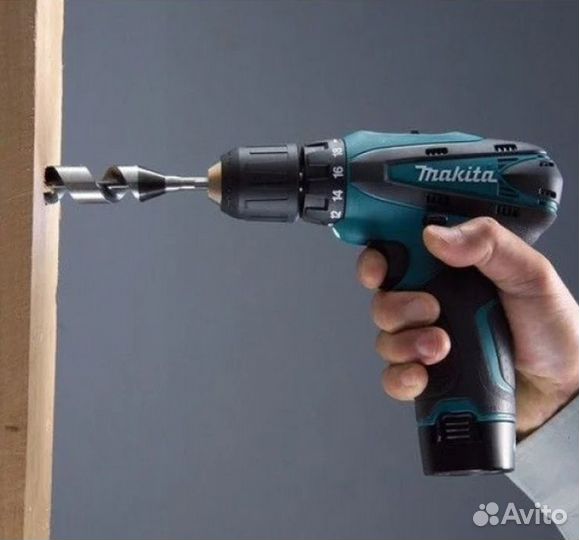 Аккумуляторный шуруповёрт Makita DF330DWE 12V