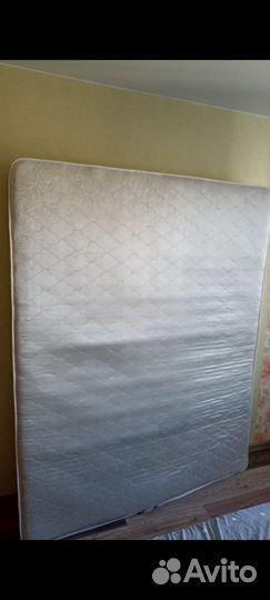 Матрас 160х200 бу