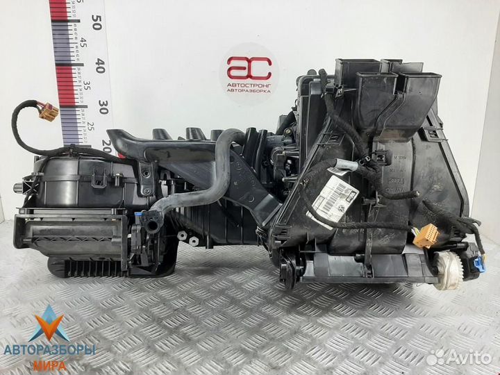 Испаритель кондиционера Volkswagen Touran 2003