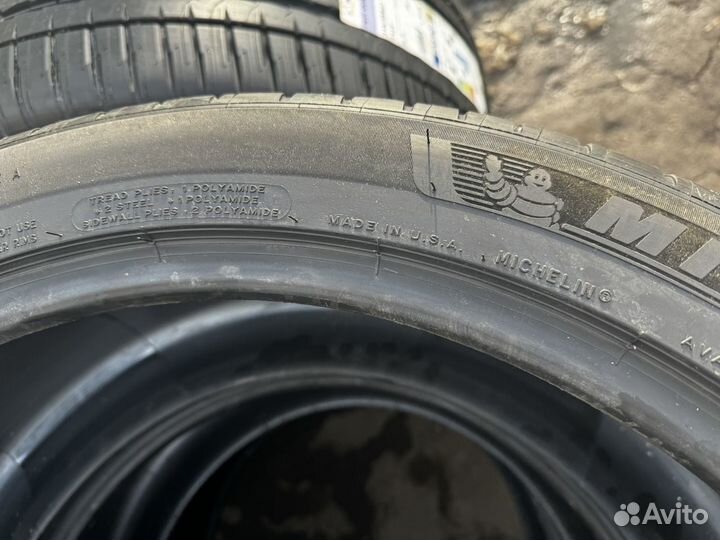 Michelin Pilot Sport 4 SUV 275/40 R22 и 315/35 R22 111Y