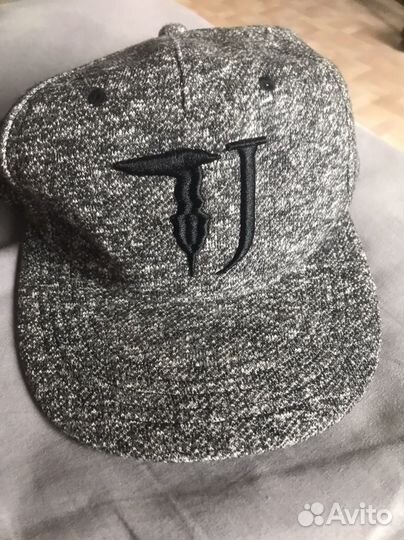 Кепка trussardi оригинал
