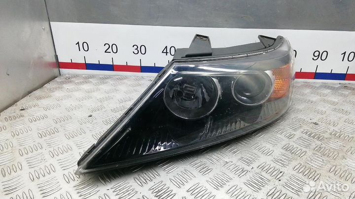 Фара левая Kia Sorento