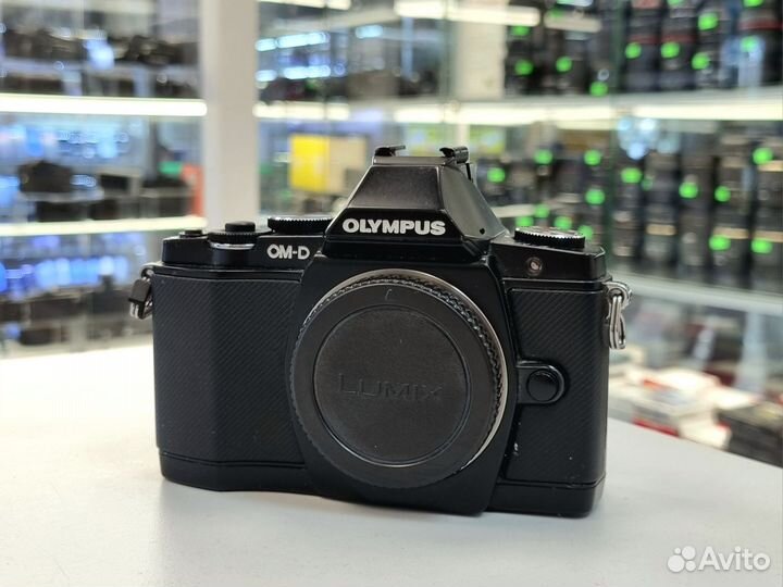 Фотоаппарат Olympus OM-D E-M5 body