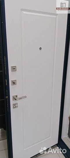 Дверь входная новая